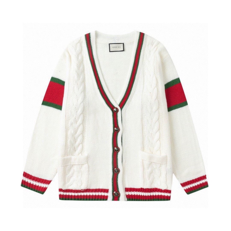 G*u*i coats